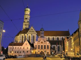 St. Ulrich Kirche in Augsburg © World travel images-fotolia.com